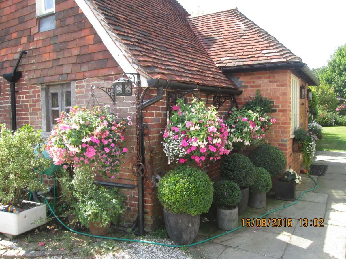 Clayton Wickham Farmhouse Hurstpierpoint Ngoại thất bức ảnh